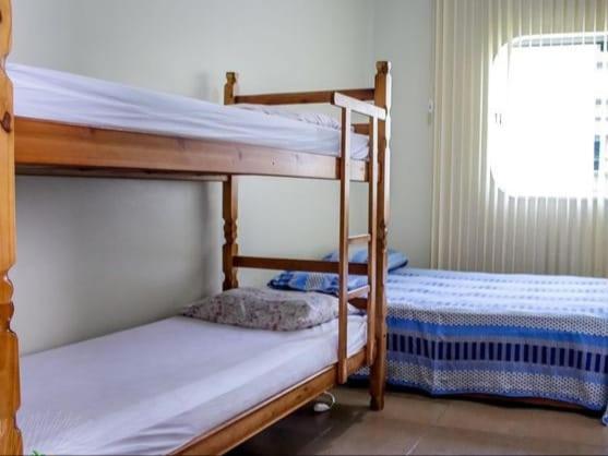 Хостел Perola House Гуаружа Номер фото